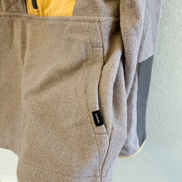 Prana Pink and Gray Women's Sweater - Picture 11 of 15